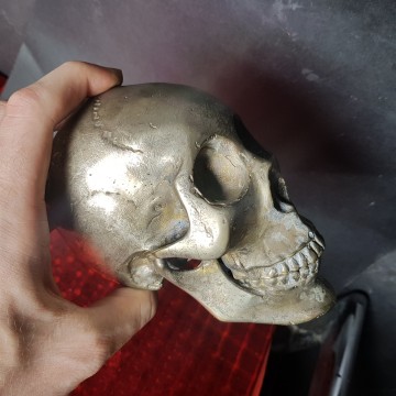Calavera de metal pisapapeles antiguo tamaño mediano