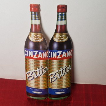 Publicidad troquelada Cinzano bitter años 60