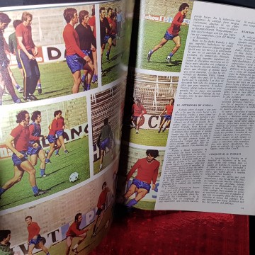 Revista de fútbol internacional en color once, número 4. Argentina 78
