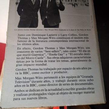 Pontífice, un asesino para tres papas, Gordon Thomas y Max Morgan witts