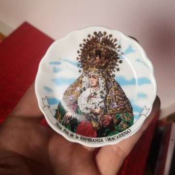 1 € Plato pequeño porcelana la Macarena Nuestra Señora de la Esperanza