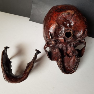 Calavera de metal tamaño natural comprar