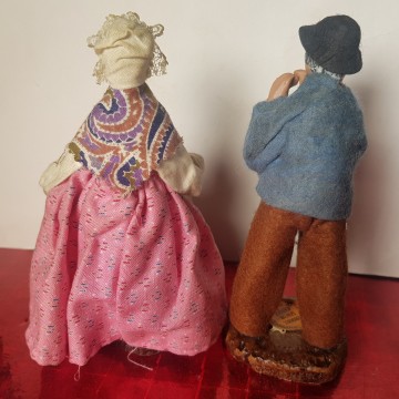 Pareja de figuras pesebre barro Syndicat des santonniers de Provence.